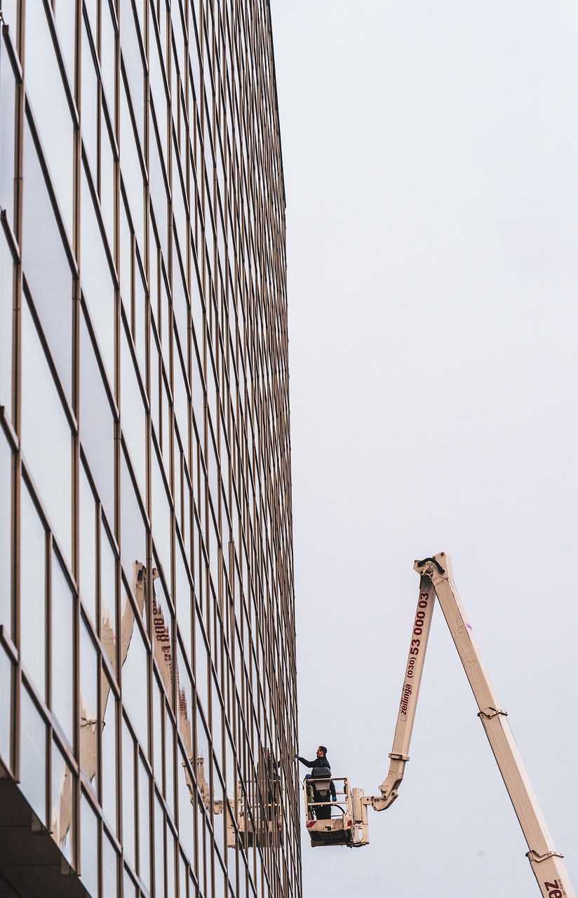 services-01 window, crane, cleaning, workers, window cleaner, cleaning of buildings, facade